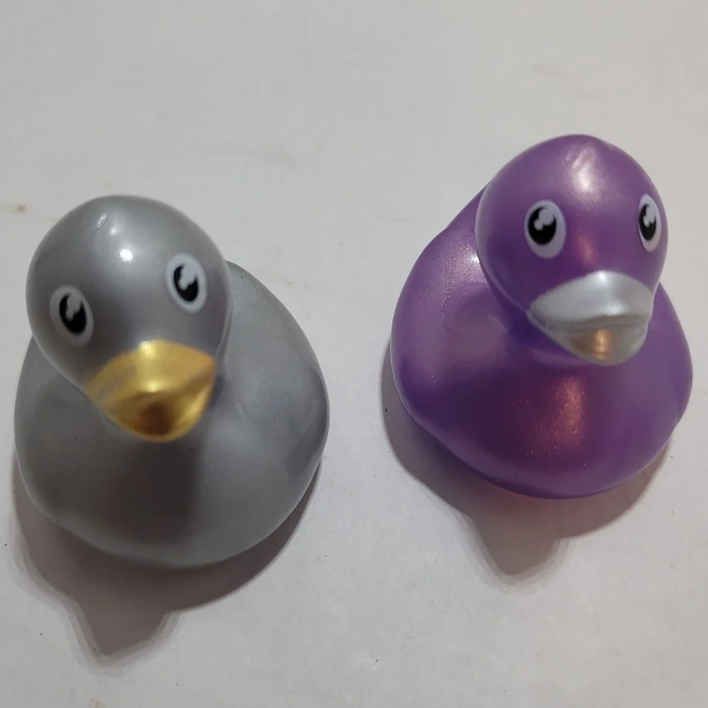 Set of 2 Metallic Rubber Ducks Gray & Purple 2